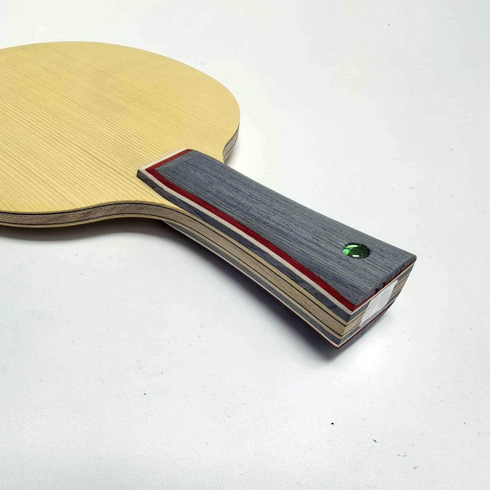 通常の攻撃用卓球ラケット、3枚合板、プリモラックカーボン、タ - Table Tennis Custom Bat のレビューと価格